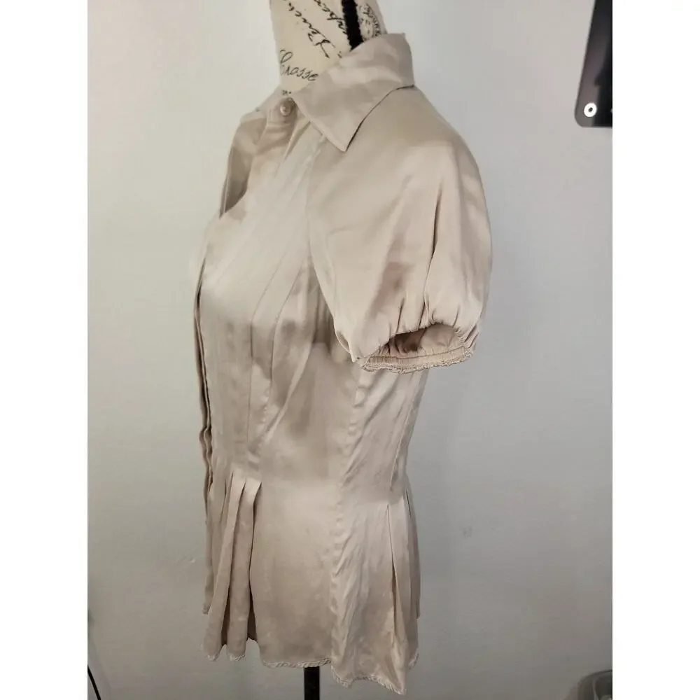 BCBG Maxazria Babydoll Top XS Stretch Silk Fit Flare Pleats Buttons Office Siren